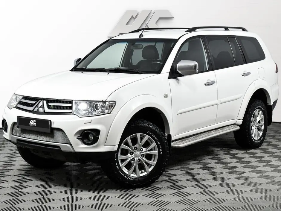 Mitsubishi Pajero, 2014 г.