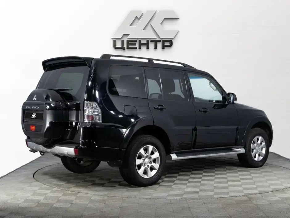 Mitsubishi Pajero, 2015 г.