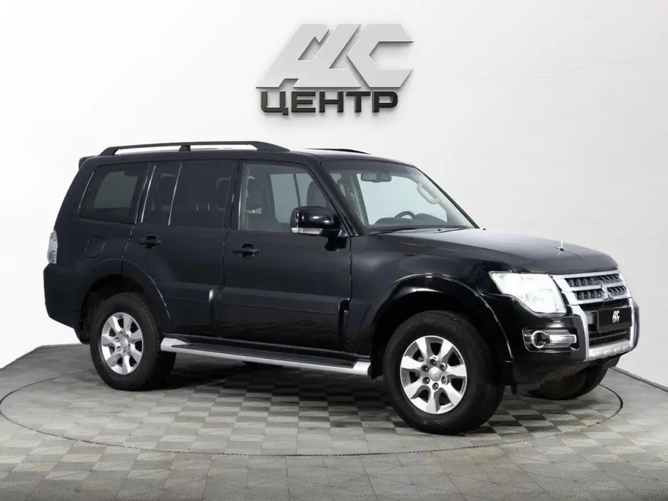 Mitsubishi Pajero, 2015 г.