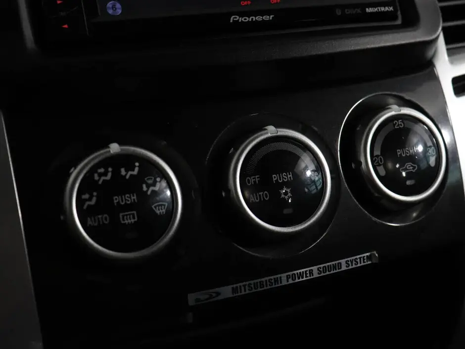 Mitsubishi Pajero Sport, 2012 г.