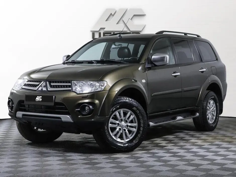 Mitsubishi Pajero Sport, 2013 г.