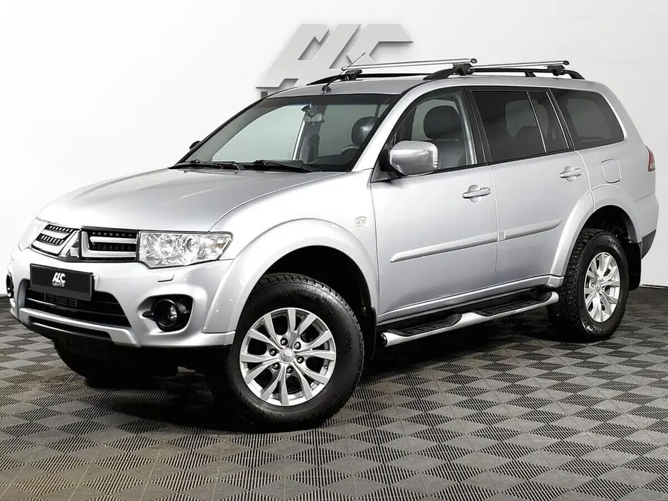 Mitsubishi Pajero Sport, 2013 г.