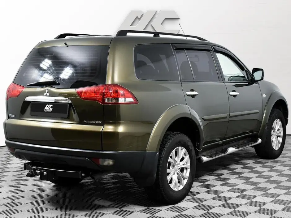 Mitsubishi Pajero Sport, 2015 г.