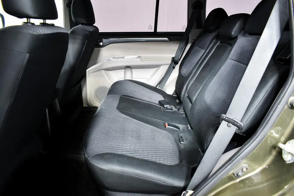 Mitsubishi Pajero Sport, 2015 г.