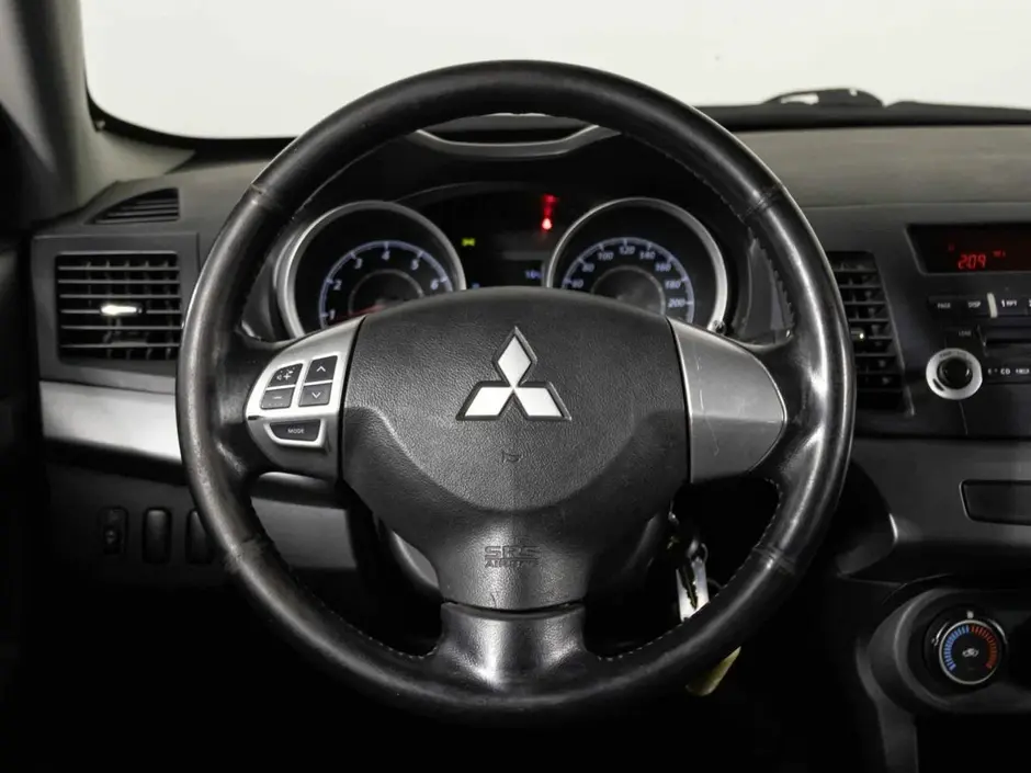 Mitsubishi Lancer, 2011 г.