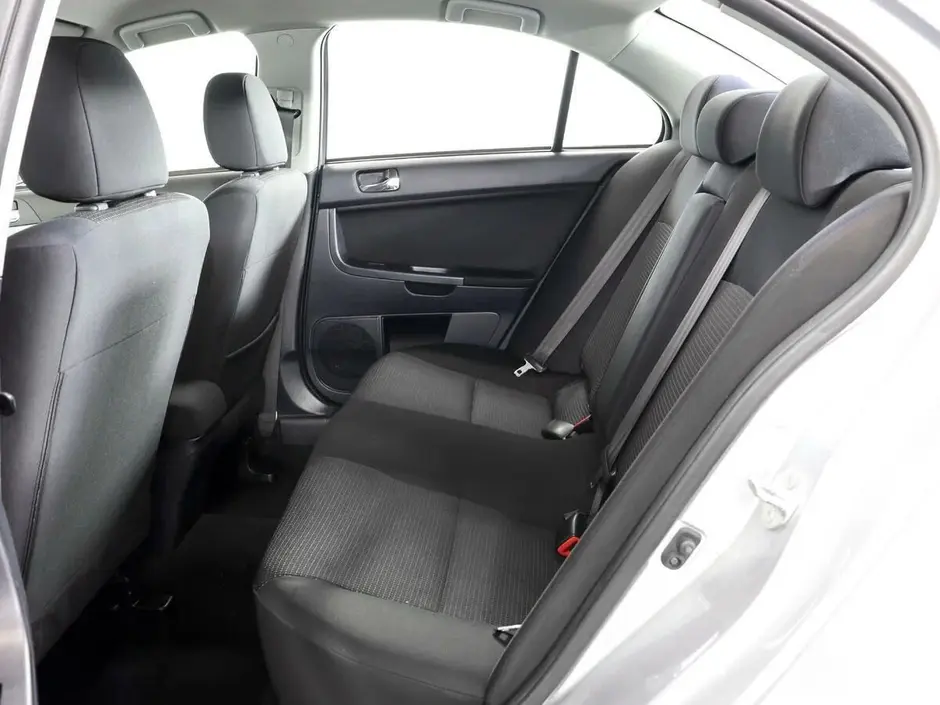 Mitsubishi Lancer, 2011 г.