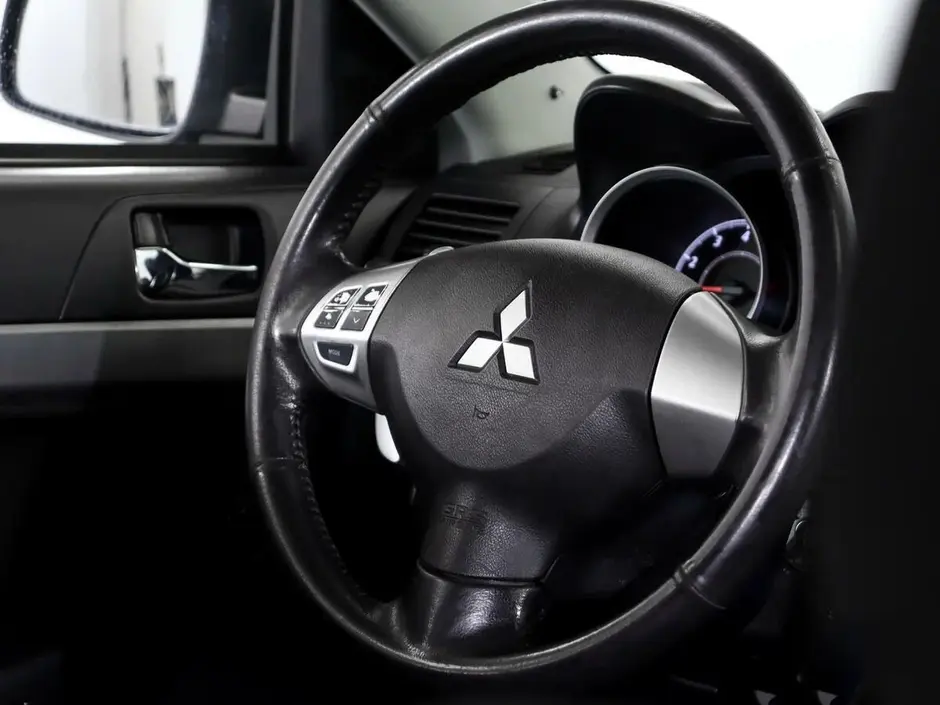Mitsubishi Lancer, 2011 г.