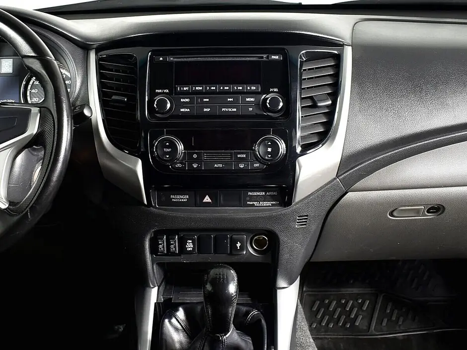 Mitsubishi L200, 2017 г.