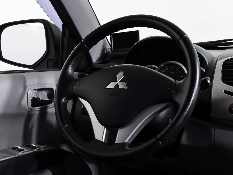 Mitsubishi L200, 2011 г.