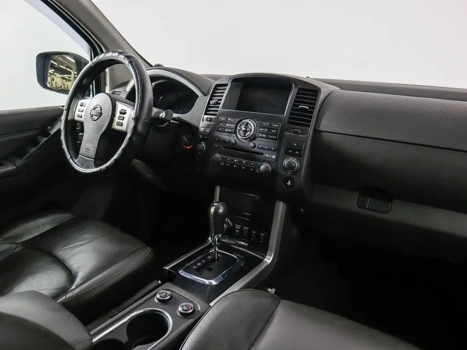 Nissan Pathfinder, 2011 г.