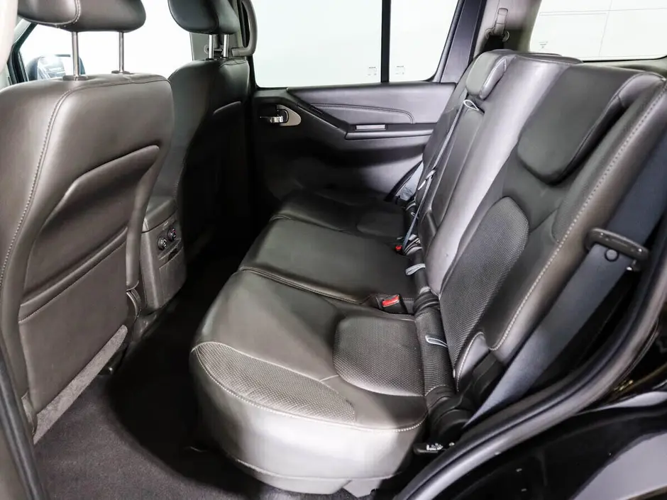 Nissan Pathfinder, 2011 г.