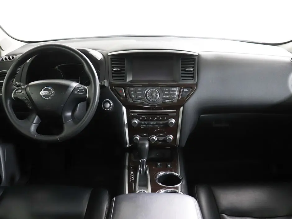 Nissan Pathfinder, 2016 г.