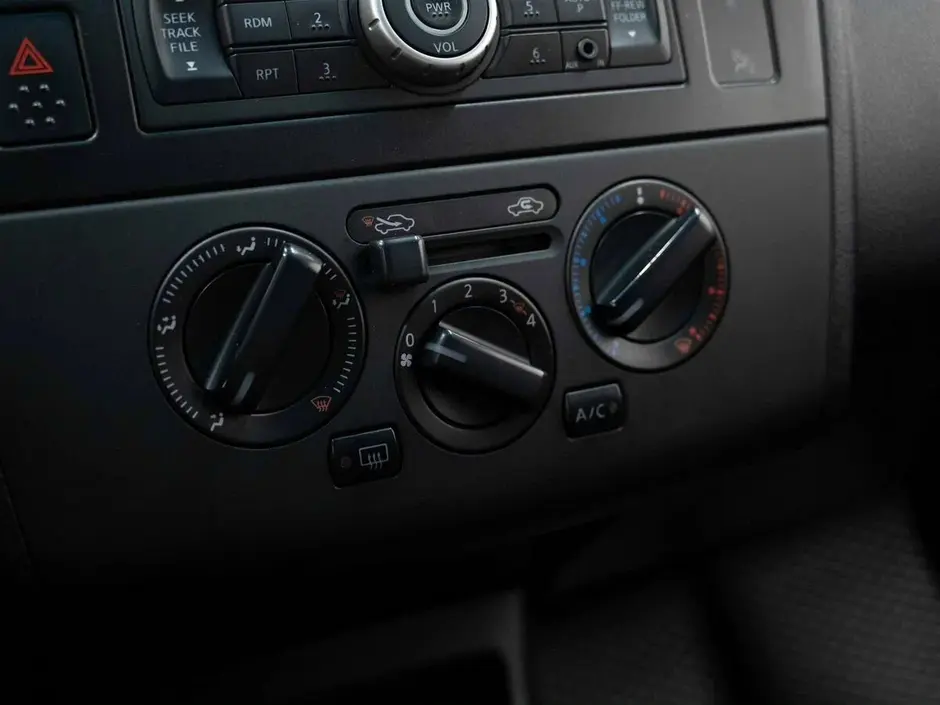 Nissan Tiida, 2012 г.