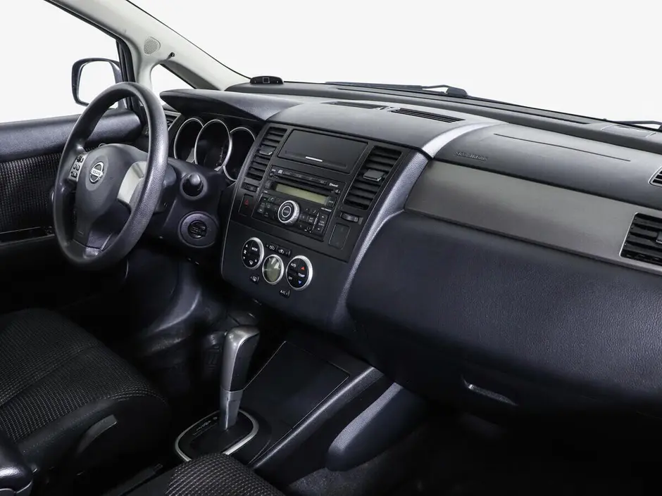 Nissan Tiida, 2012 г.