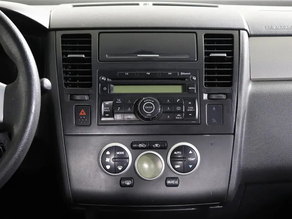 Nissan Tiida, 2012 г.