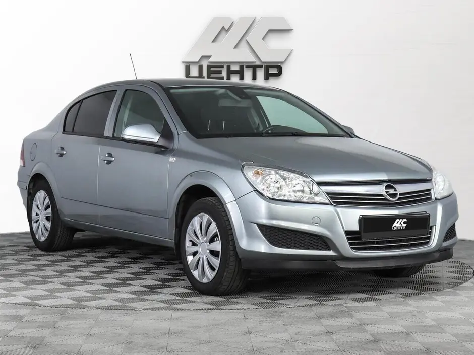 Opel Astra, 2012 г.