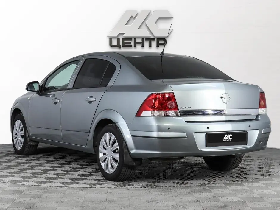 Opel Astra, 2012 г.