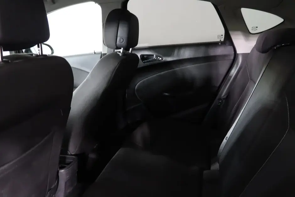 Opel Astra, 2012 г.