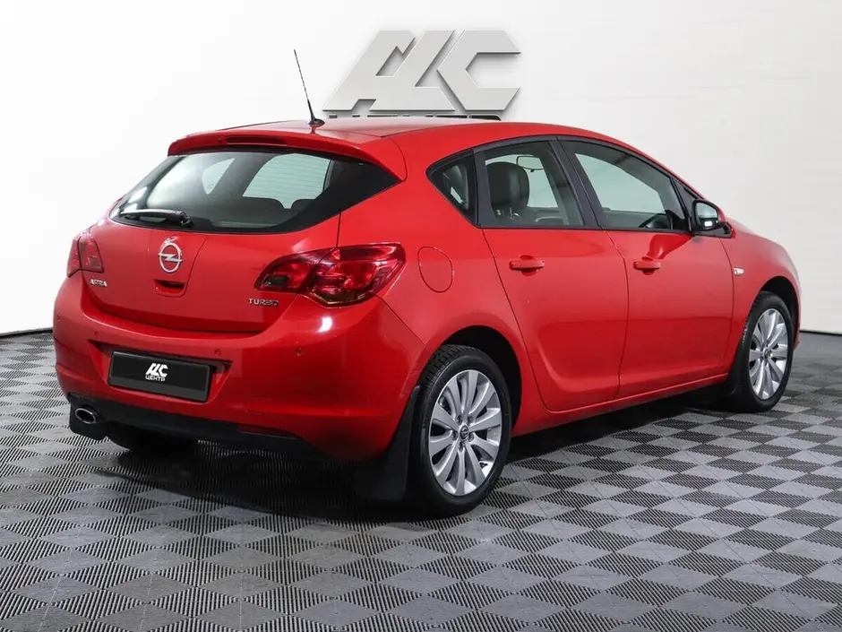 Opel Astra, 2011 г.