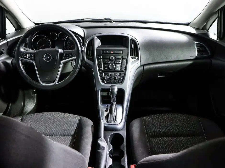 Opel Astra, 2012 г.