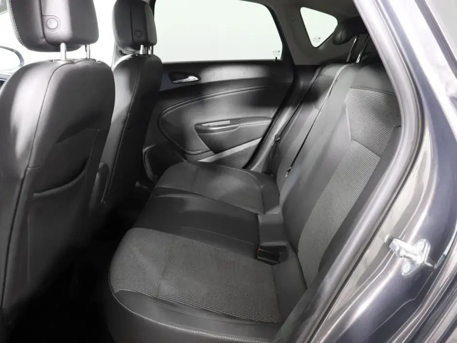 Opel Astra, 2014 г.