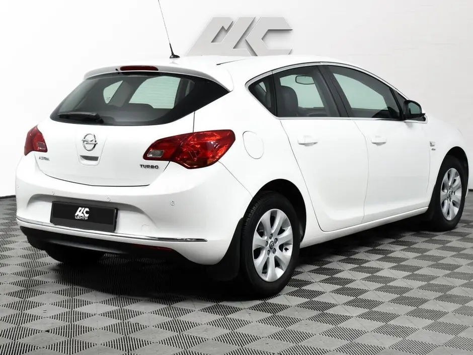 Opel Astra, 2014 г.