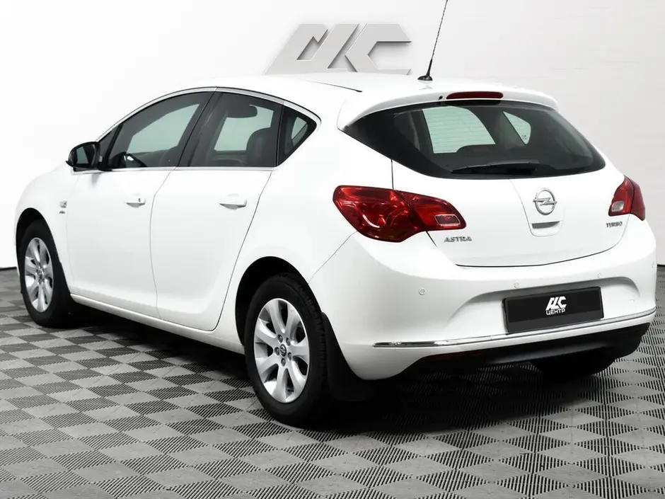 Opel Astra, 2014 г.