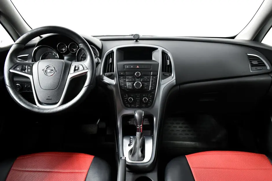 Opel Astra, 2014 г.