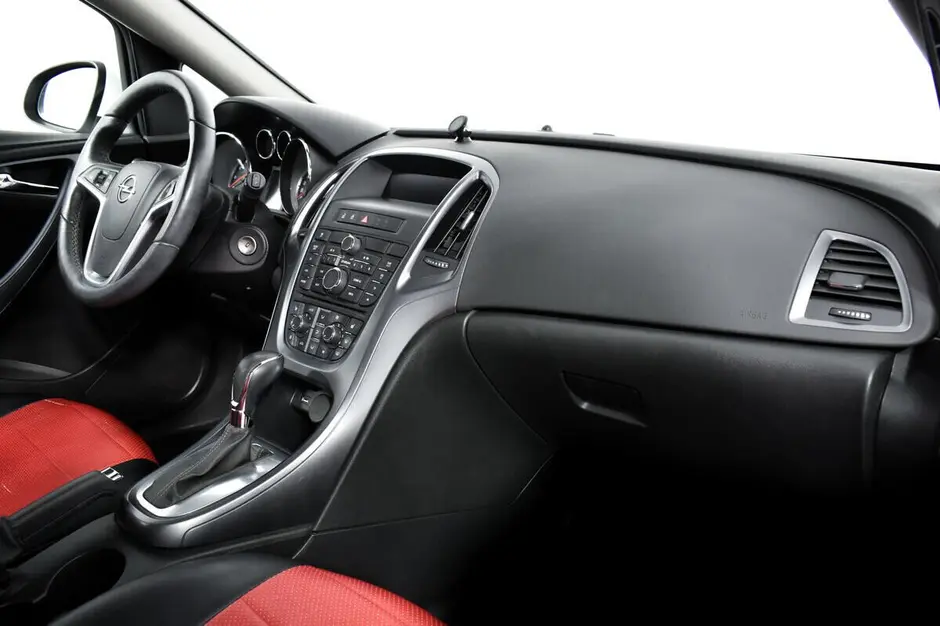 Opel Astra, 2014 г.