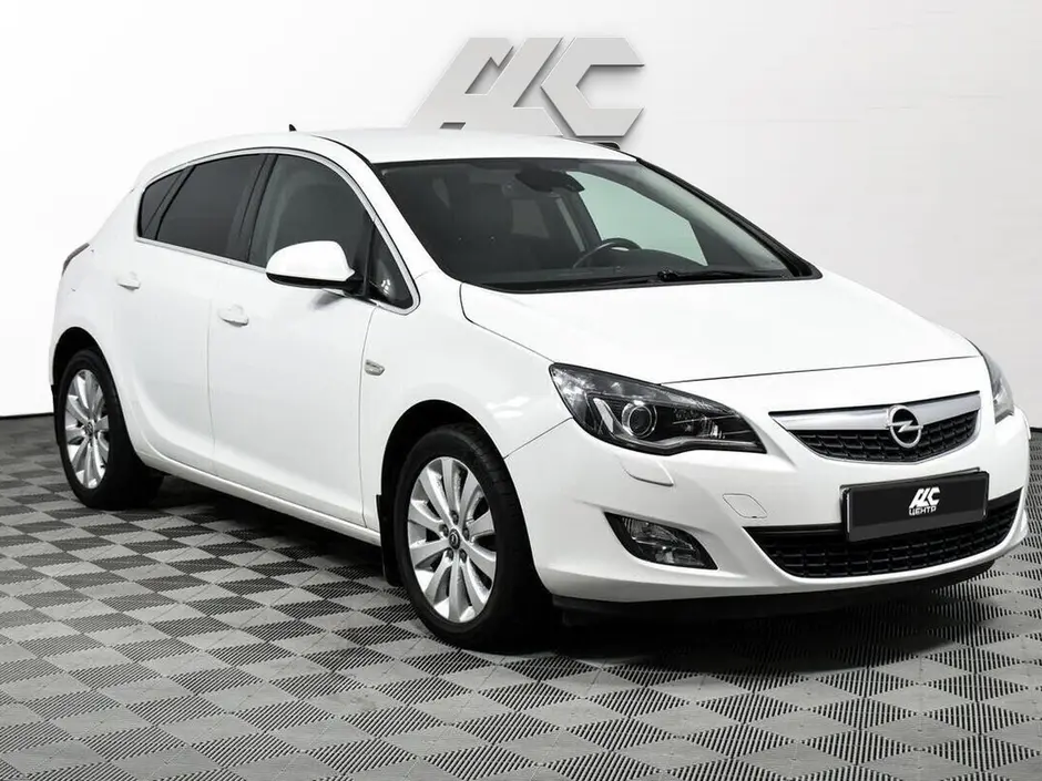 Opel Astra, 2010 г.