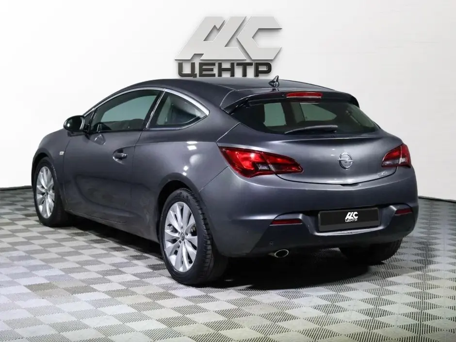 Opel Astra, 2012 г.