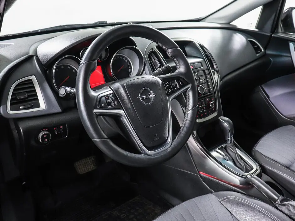 Opel Astra, 2013 г.