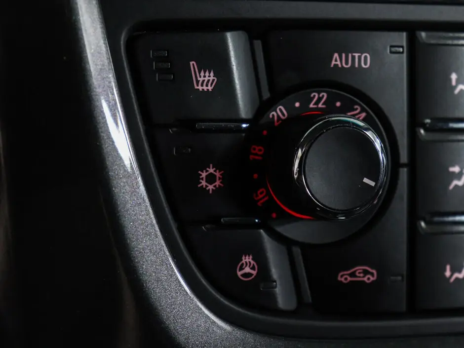 Opel Astra, 2013 г.