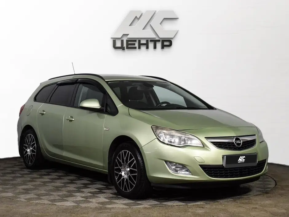 Opel Astra, 2011 г.