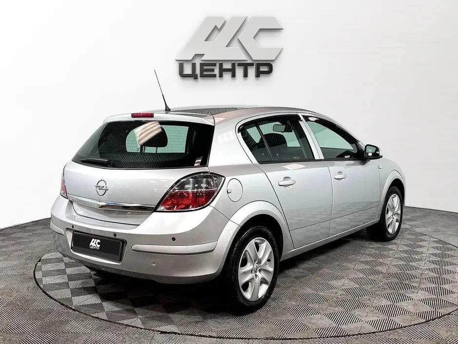 Opel Astra, 2012 г.