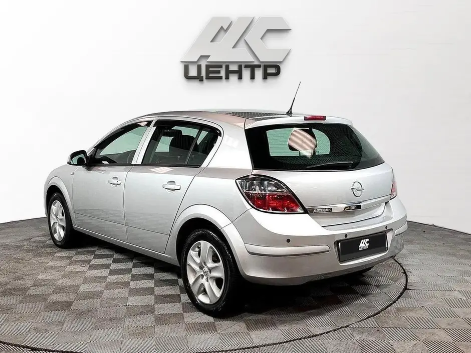 Opel Astra, 2012 г.