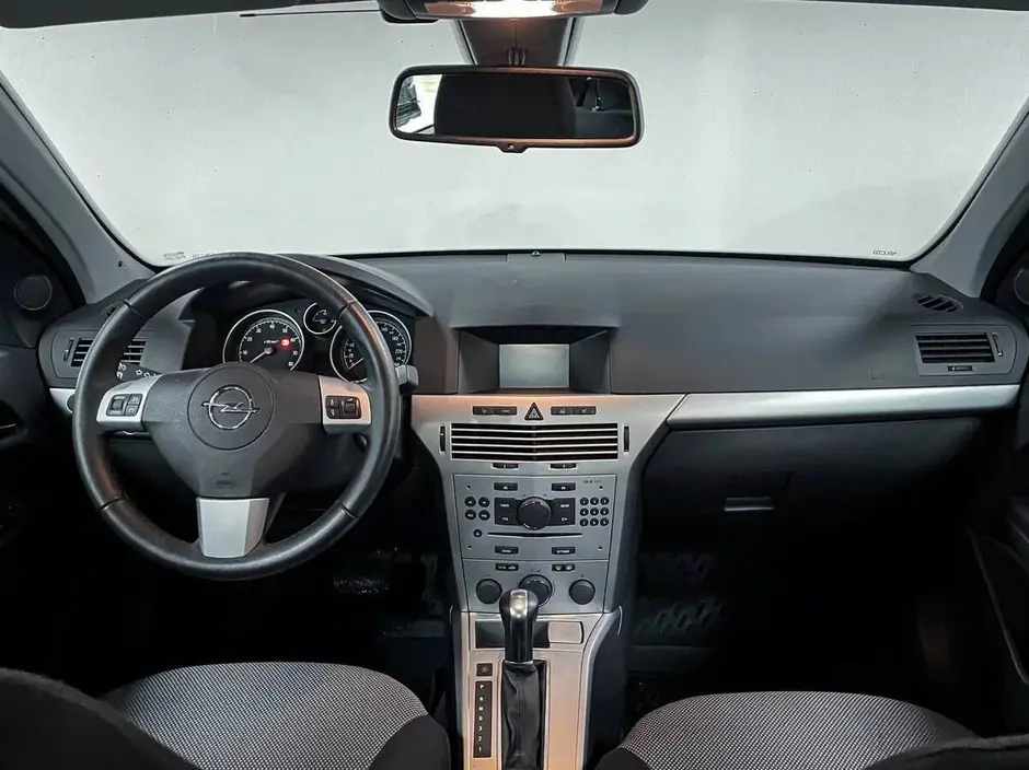 Opel Astra, 2012 г.