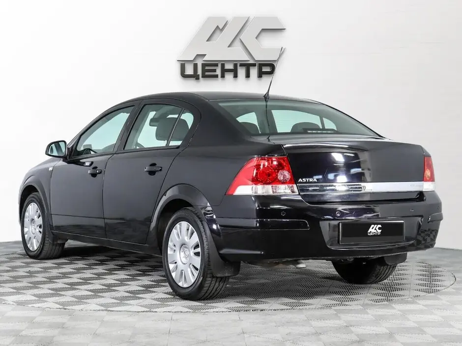 Opel Astra, 2011 г.