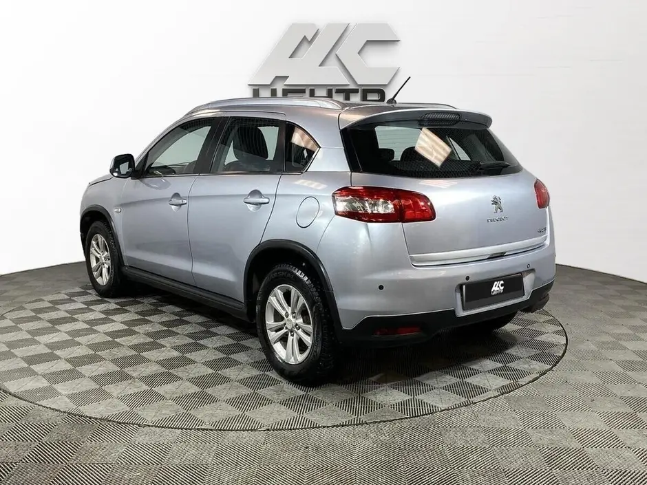 Peugeot 4008, 2012 г.