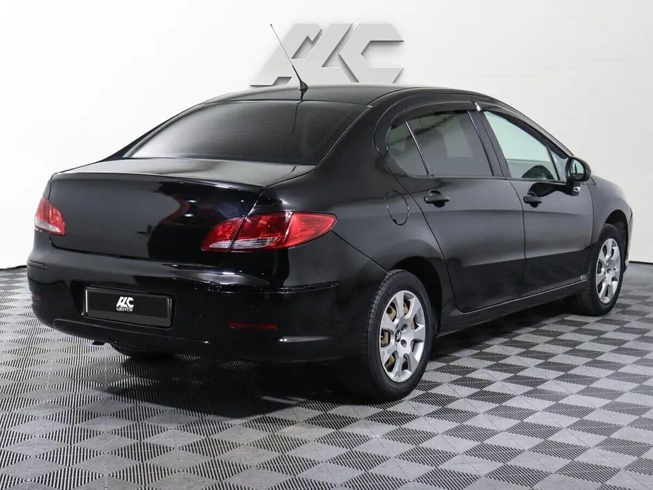 Peugeot 408, 2012 г.