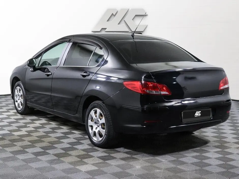 Peugeot 408, 2012 г.