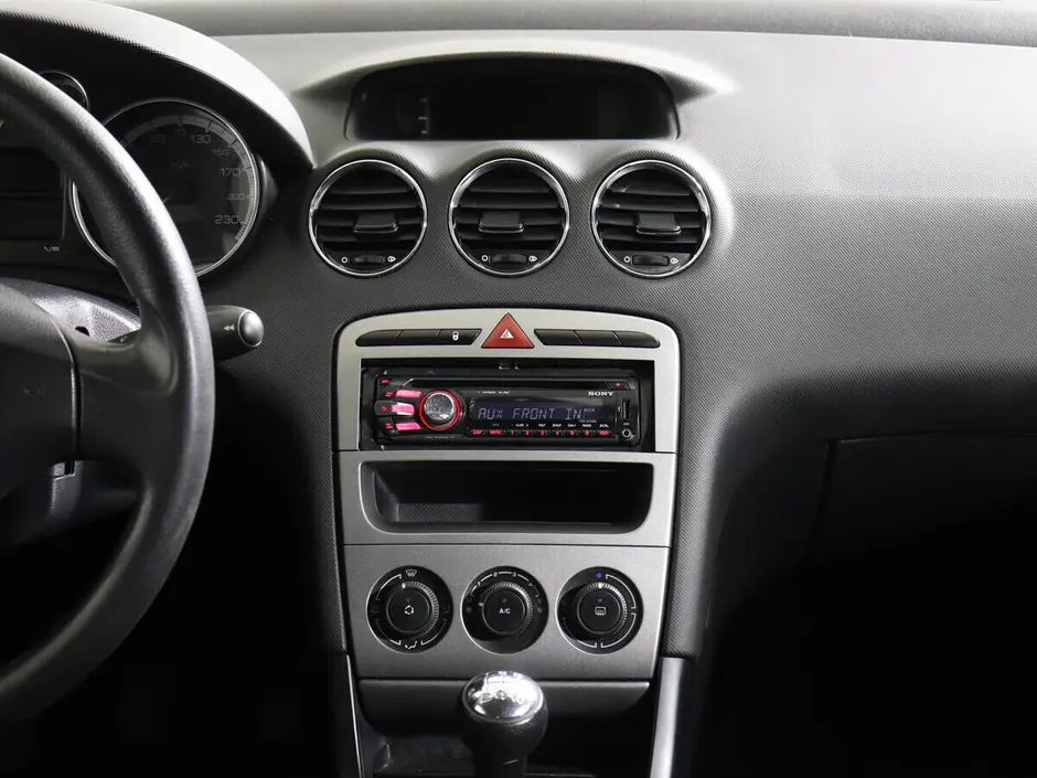 Peugeot 408, 2012 г.