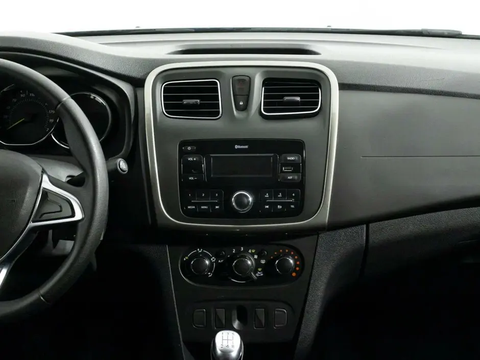 Renault Logan, 2021 г.