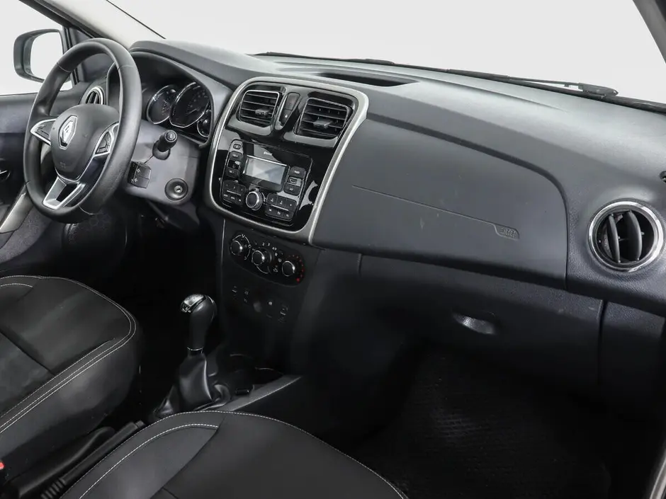 Renault Logan, 2019 г.