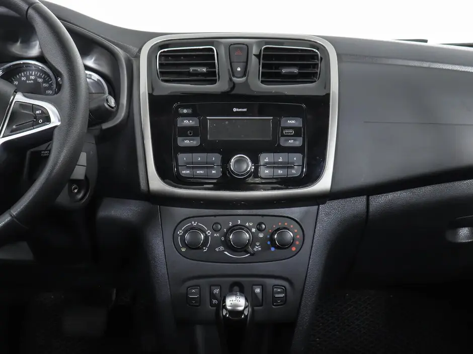 Renault Logan, 2019 г.