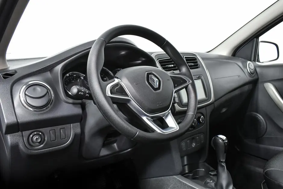 Renault Logan, 2021 г.