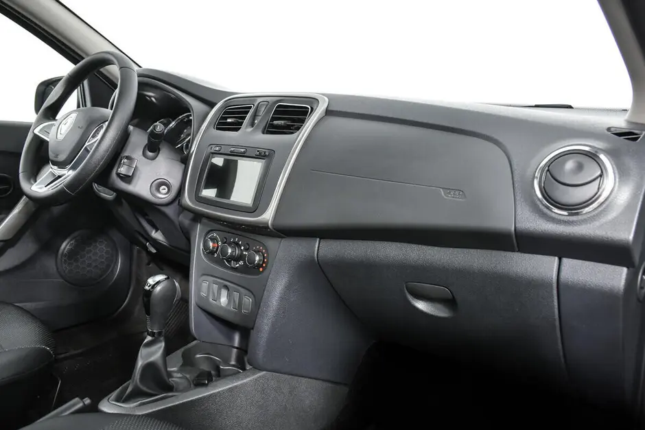 Renault Logan, 2021 г.