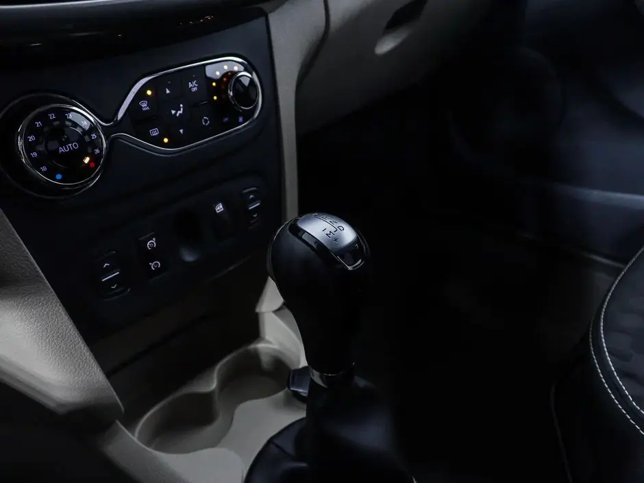 Renault Logan, 2018 г.