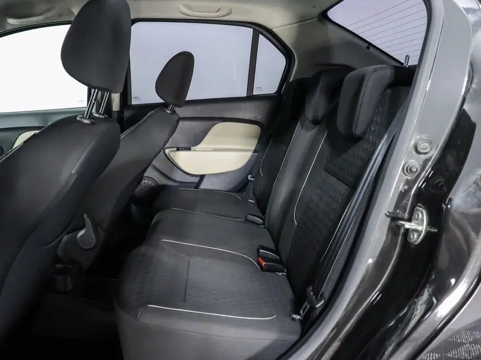 Renault Logan, 2018 г.