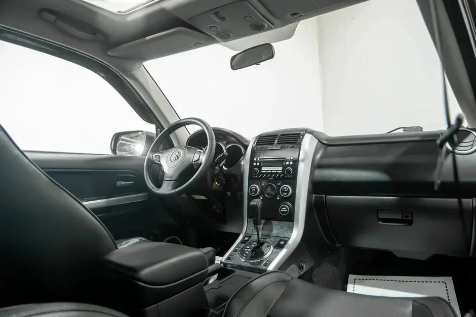 Suzuki Grand Vitara, 2010 г.